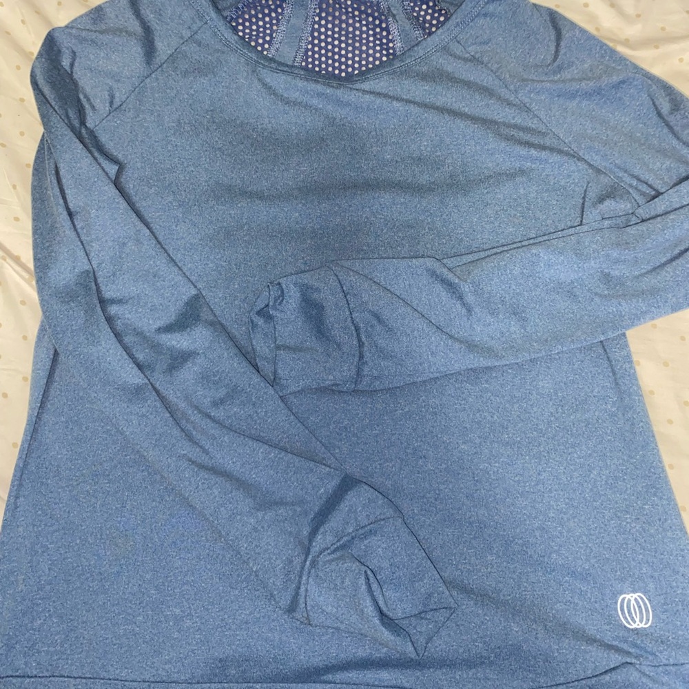 Workout top. Never used smoke free home